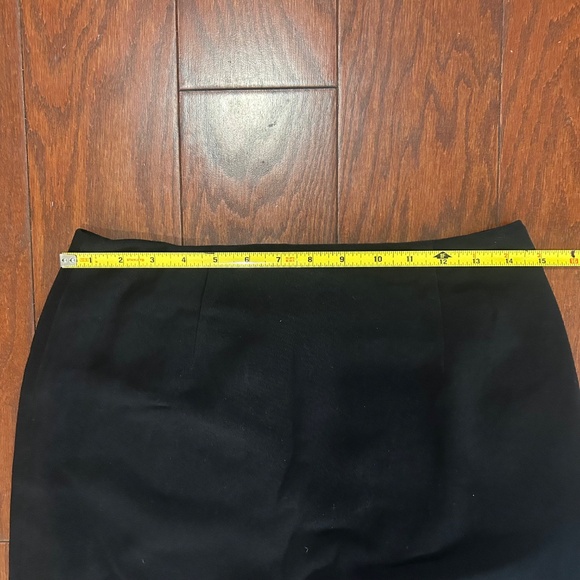 2 Skirts Vintage The Limited A-line and Saks Pencil Skirt with Ruffles EUC - Picture 9 of 11